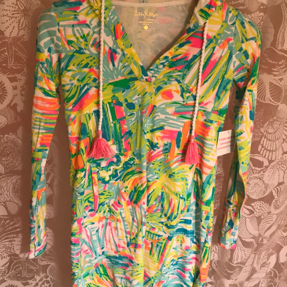 Brand new Lilly Pulitzer cover